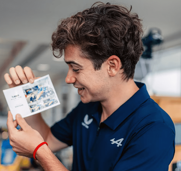 Revolución por las primeras imágenes de Franco Colapinto con el traje de&nbsp;Alpine