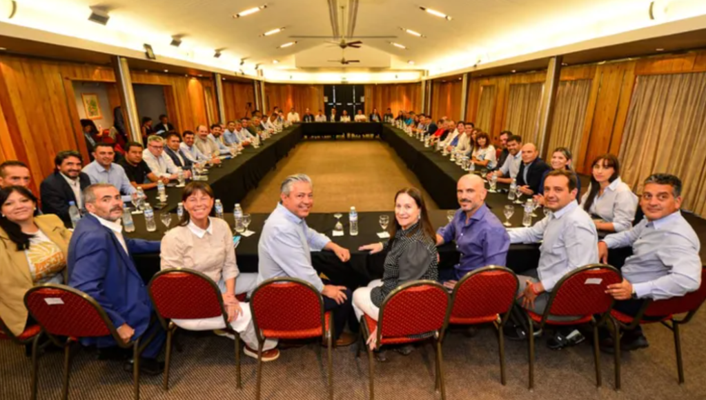 El Gobierno de Figueroa toma impulso y marca distancia de un PJ&nbsp;“oxidado”