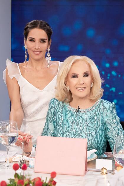 Las “mesazas” de Mirtha y Juana se renuevan este fin de semana con política, espectáculo y&nbsp;actualidad