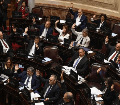 Senadores tendrán otro aumento y pasarán a cobrar más de $9,5 millones por&nbsp;mes