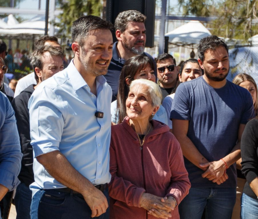 Luis Petri, candidato a diputado nacional por La Libertad Avanza + Cambia Mendoza, participó en la inauguración del Parque de los Niños en Godoy&nbsp;Cruz