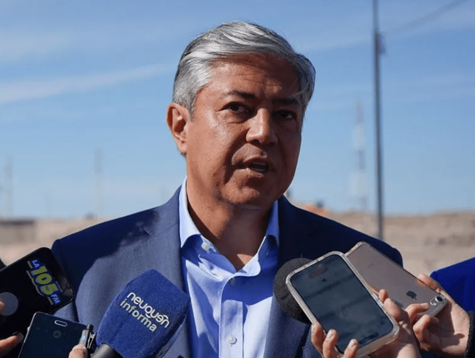 Reordenar para destruir: Rolo Figueroa endurece los controles y desvinculó a empleados públicos en&nbsp;Neuquén