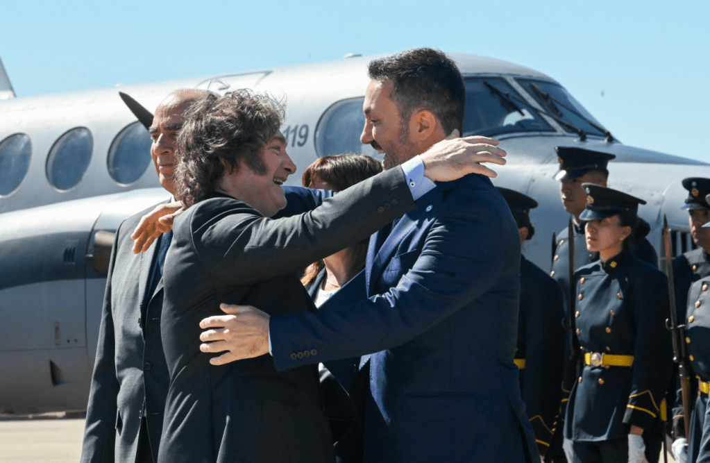 Luis Petri: “Junto a Javier Milei, le devolvimos la dignidad y el orgullo a nuestras Fuerzas&nbsp;Armadas”