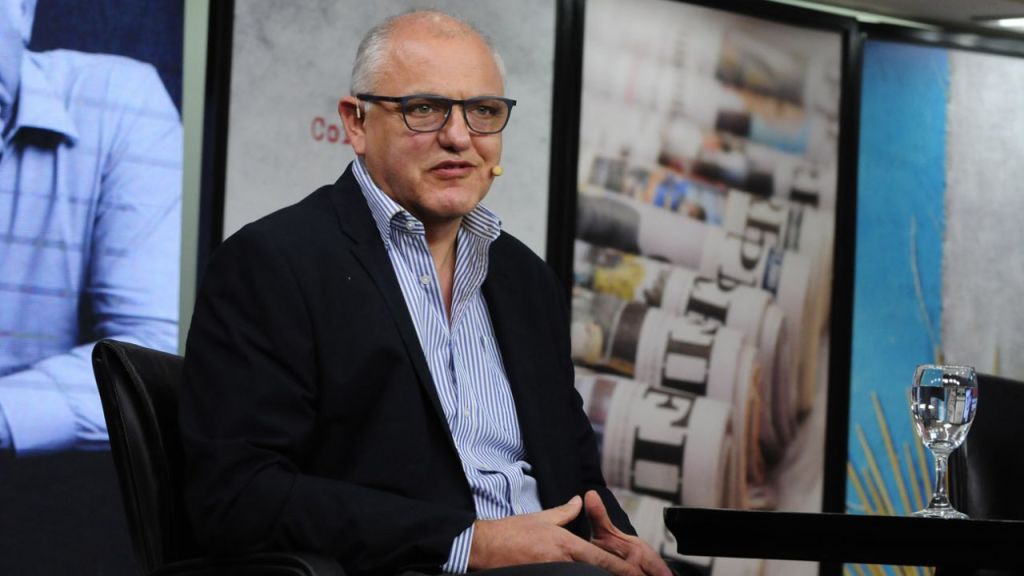 Ayuda de EE.UU. como salvavidas, pero urgencia de reformas y acuerdos&nbsp;políticos