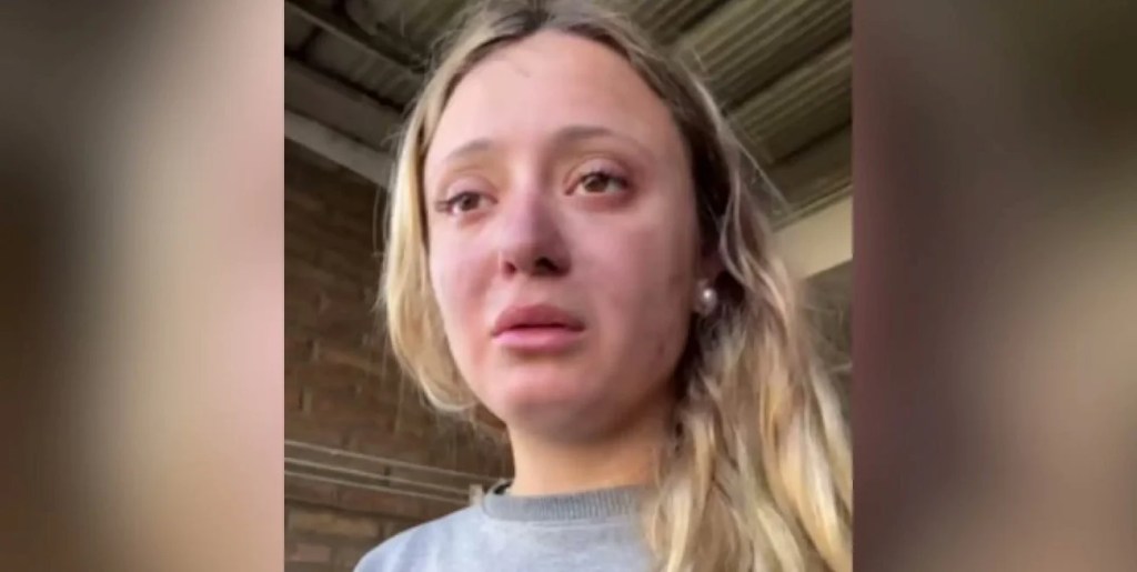 Una joven cordobesa reconstruye su hogar tras un incendio provocado por un&nbsp;sahumerio