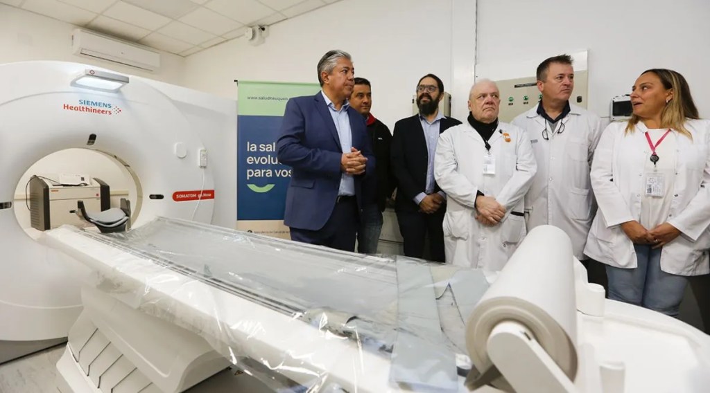 Rolando Figueroa invierte más de 140.000 millones para transformar la salud en&nbsp;Neuquén