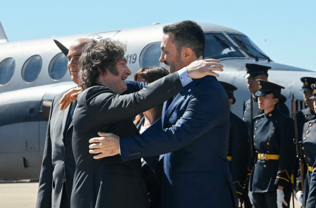 Luis Petri junto a Javier Milei: “Cambiamos el rumbo y recuperamos lo que destruyeron: prosperidad económica, respeto internacional y defensa&nbsp;real”