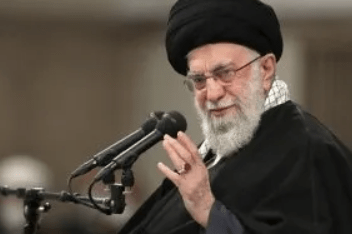 Jamenei advirtió que un ataque de Estados Unidos podría desatar una guerra regional