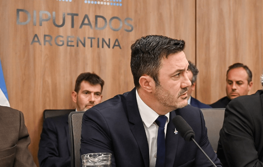 “Dimos media sanción en la modernización laboral”: Luis Petri defendió la nueva normativa y aseguró que impulsará más empleo registrado de&nbsp;calidad