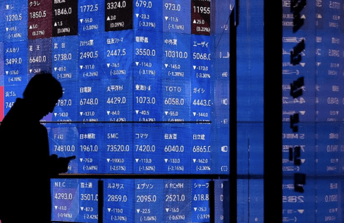 La guerra en Medio Oriente impacta en los mercados y presiona a la baja a acciones y&nbsp;bonos