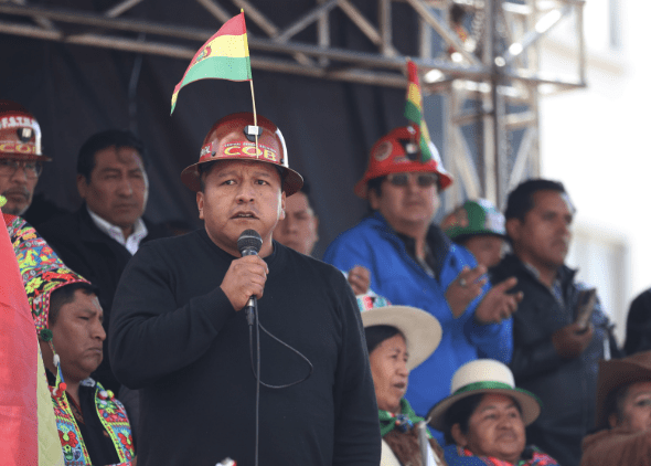 Bolivia: el diálogo impulsado por la Iglesia sigue sin los principales sectores movilizados