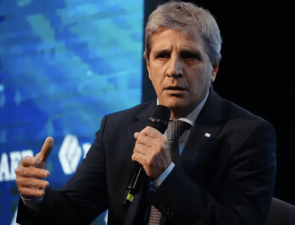 Caputo anunció cambios en la Ley de Inocencia Fiscal y aseguró que la deuda está&nbsp;cubierta