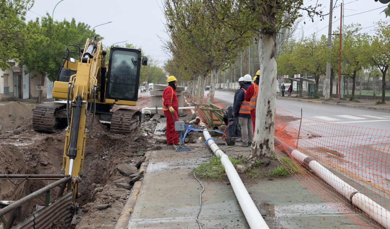 Weretilneck impulsa una inversión de más de $451 millones para renovar el sistema cloacal de Cipolletti