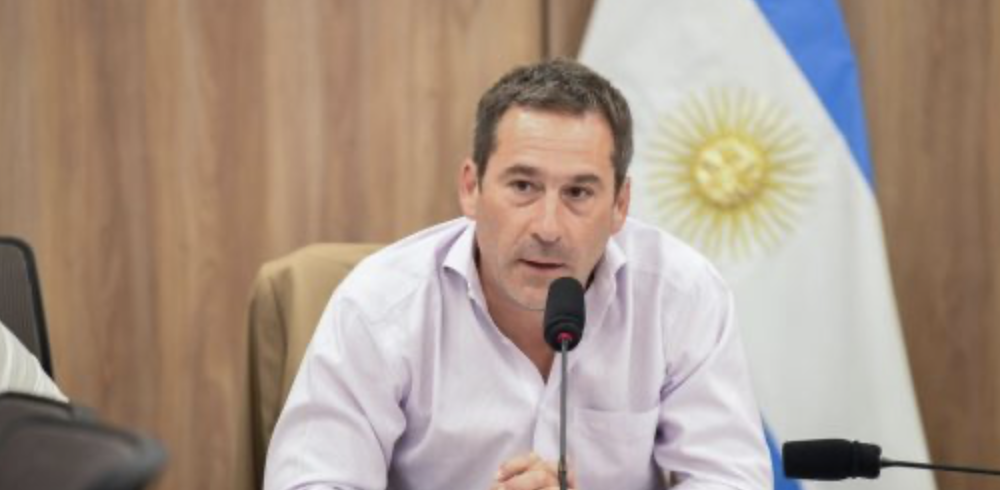 Luque recorrió Tecka y reclamó respuestas tras reunirse con las familias: “Para defender a los chubutenses, primero hay que escucharlos”